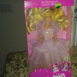 Vintage NWT Ballroom Beauty Barbie Doll